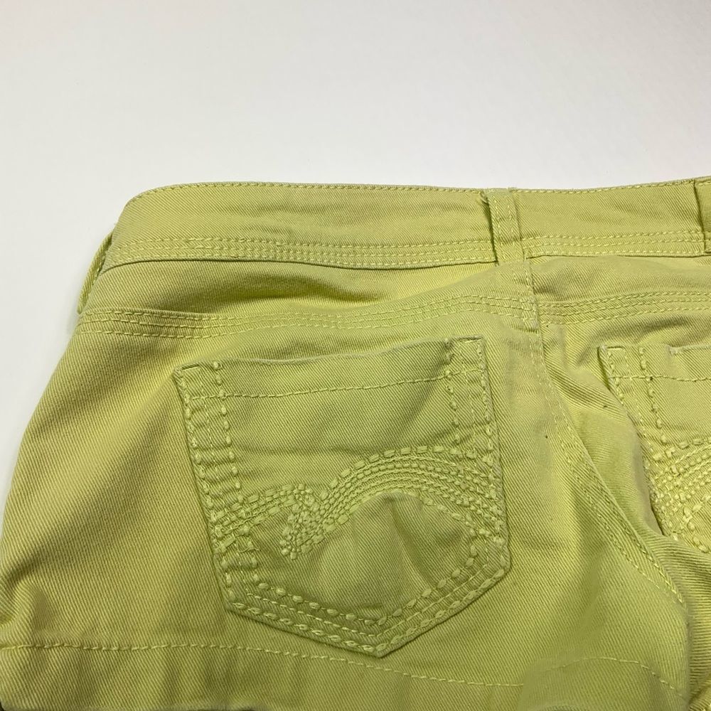 Lime Green Short Shorts Size 9 - Picture 6 of 7